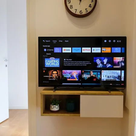 2e Center شقة تيرانا