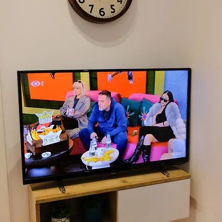 2e Center تيرانا