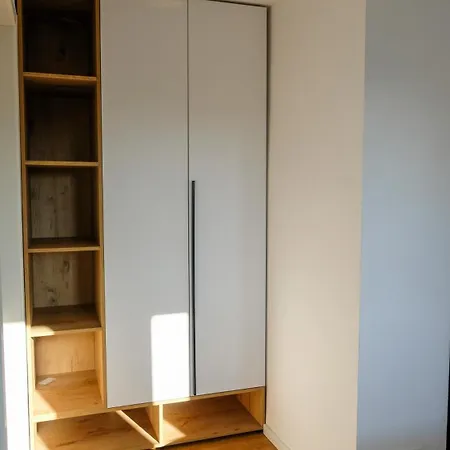 2e Center Lägenhet Tirana