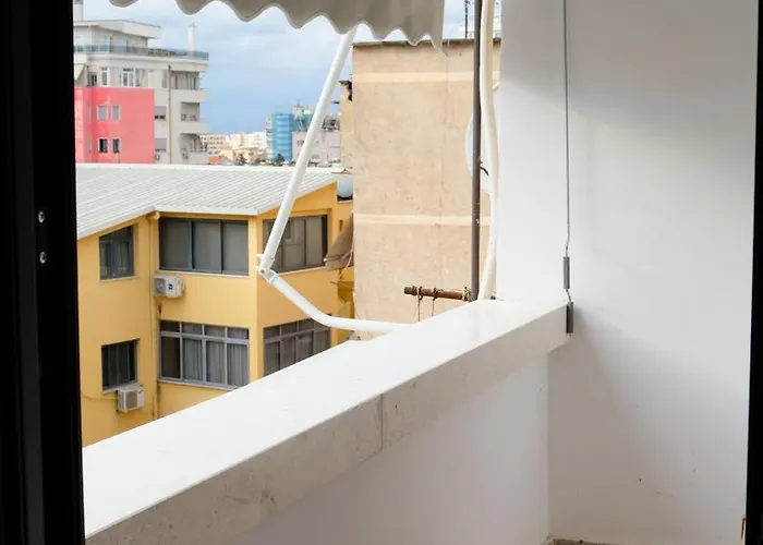 2e Center * Tirana